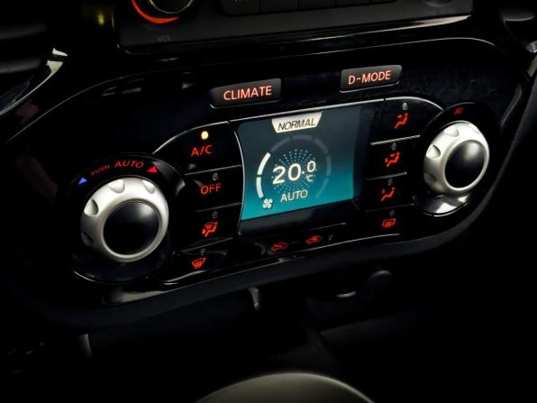 Nissan Juke I с пробегом 2013 года, цена 1 015 000 рублей, 119107 км, внедорожник, Автокод Объявления