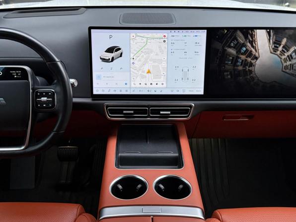 Li Auto (Lixiang) L7 I с пробегом 2023 года, цена 5 490 000 рублей, 31765 км, внедорожник, Автокод Объявления