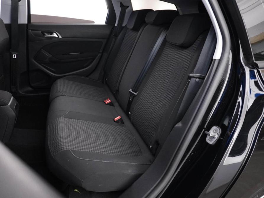 Peugeot 308 II Рестайлинг Москва  - изображение 9