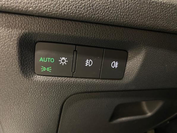 Skoda Octavia IV (A8) с пробегом 2021 года, цена 2 449 000 рублей, 77480 км, лифтбек, Автокод Объявления