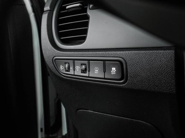 Kia Rio IV с пробегом 2018 года, цена 1 087 000 рублей, 106362 км, седан, Автокод Объявления