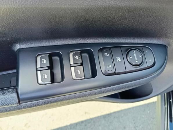 Kia Rio IV с пробегом 2019 года, цена 1 649 995 рублей, 29137 км, хэтчбек, Автокод Объявления