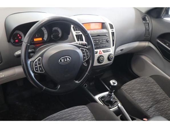 Kia Ceed I с пробегом 2009 года, цена 575 000 рублей, 215100 км, универсал, Автокод Объявления