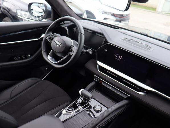 Geely Monjaro I с пробегом 2025 года, цена 3 900 000 рублей, 7270 км, внедорожник, Автокод Объявления