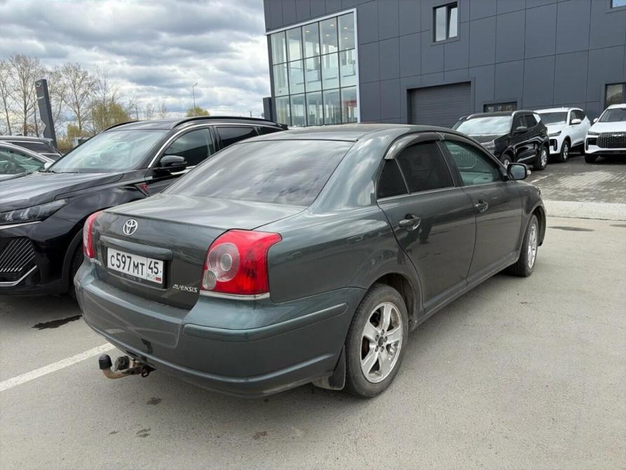 Toyota Avensis II Рестайлинг Курган  - изображение 1