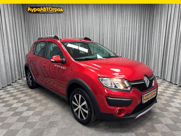 Renault Sandero II с пробегом 2015 года, цена 1 395 000 рублей, 4812 км, хэтчбек, Автокод Объявления