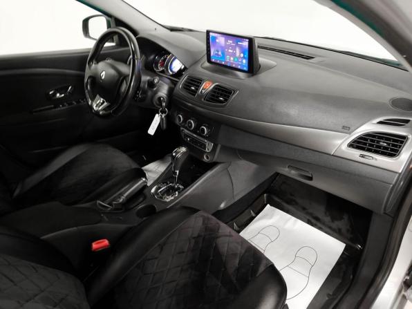 Renault Megane III Рестайлинг с пробегом 2013 года, цена 690 000 рублей, 144139 км, хэтчбек, Автокод Объявления