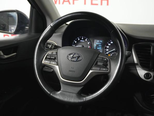 Hyundai Solaris II с пробегом 2017 года, цена 1 283 000 рублей, 54000 км, седан, Автокод Объявления