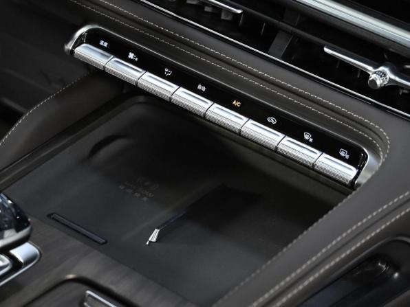 Geely Monjaro I Рестайлинг 2 с пробегом 2026 года, цена 3 999 000 рублей, 13 км, внедорожник, Автокод Объявления