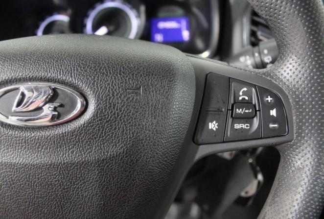 Lada (ВАЗ) XRAY I с пробегом 2017 года, цена 685 000 рублей, 105000 км, хэтчбек, Автокод Объявления
