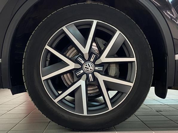 Volkswagen Touareg III с пробегом 2021 года, цена 4 840 000 рублей, 128071 км, внедорожник, Автокод Объявления