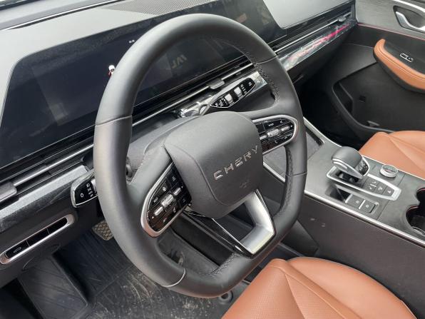 Omoda C5 I с пробегом 2023 года, цена 1 799 000 рублей, 55438 км, внедорожник, Автокод Объявления