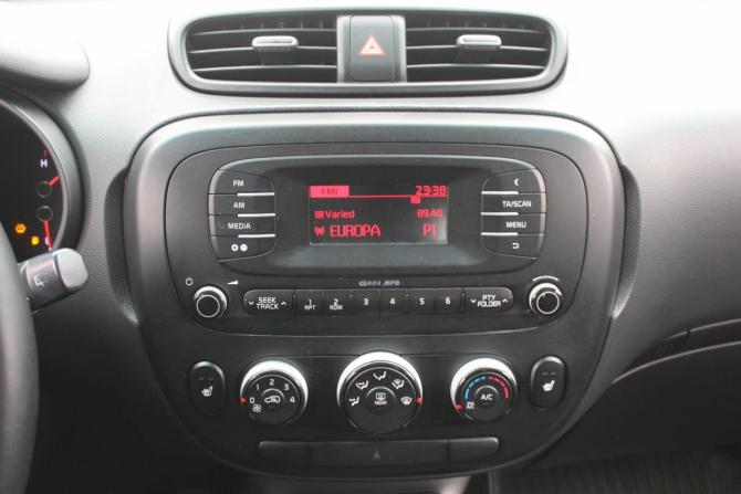 Kia Soul II с пробегом 2015 года, цена 1 170 000 рублей, 122000 км, хэтчбек, Автокод Объявления