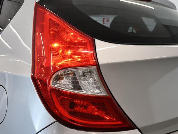 Hyundai Solaris I с пробегом 2014 года, цена 760 000 рублей, 170372 км, хэтчбек, Автокод Объявления