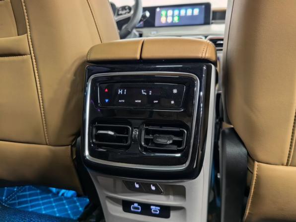 JETOUR X70+ I с пробегом 2023 года, цена 2 050 000 рублей, 67654 км, внедорожник, Автокод Объявления