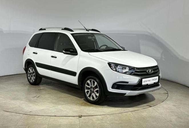 Lada (ВАЗ) Granta I Рестайлинг с пробегом 2022 года, цена 870 000 рублей, 73469 км, универсал, Автокод Объявления