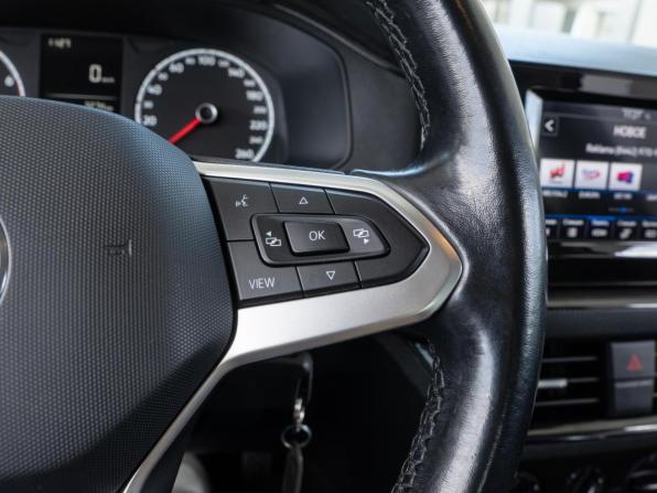 Volkswagen Polo VI с пробегом 2021 года, цена 1 230 000 рублей, 204745 км, лифтбек, Автокод Объявления