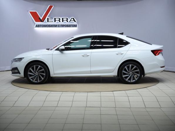 Skoda Octavia IV (A8) с пробегом 2021 года, цена 2 290 000 рублей, 127675 км, лифтбек, Автокод Объявления