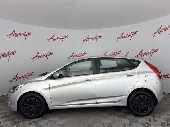 Hyundai Solaris I Рестайлинг с пробегом 2014 года, цена 699 000 рублей, 215554 км, хэтчбек, Автокод Объявления