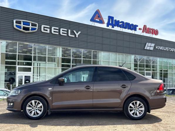 Volkswagen Polo V Рестайлинг с пробегом 2017 года, цена 1 290 000 рублей, 135021 км, седан, Автокод Объявления