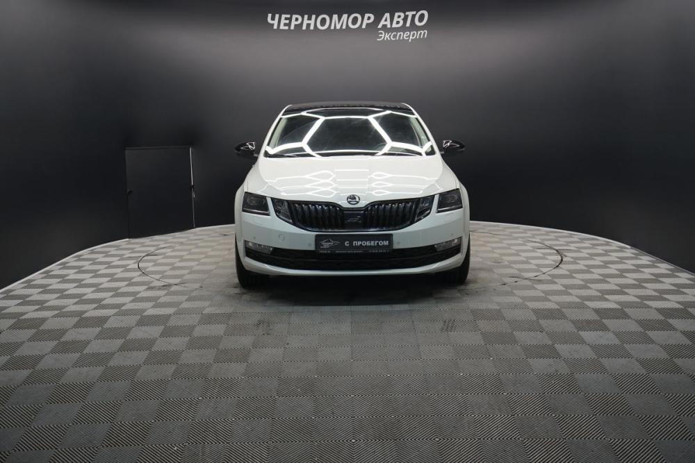 Skoda Octavia III (A7) Рестайлинг Крым  - изображение 8