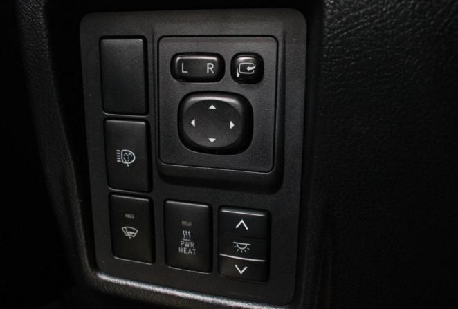 Toyota Land Cruiser Prado 150 Series с пробегом 2011 года, цена 2 950 000 рублей, 261153 км, внедорожник, Автокод Объявления