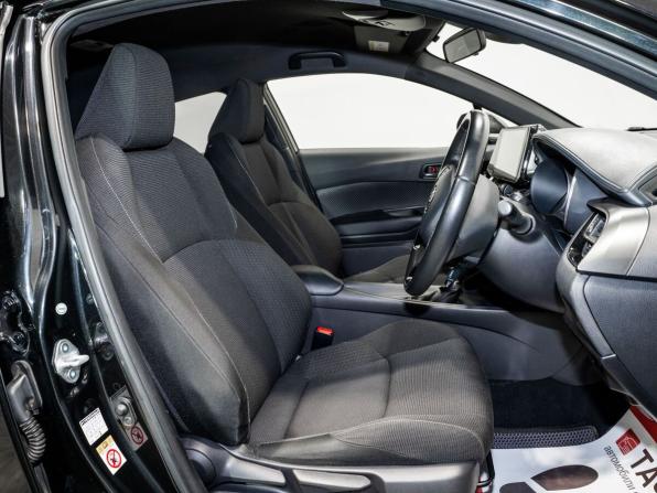 Toyota C-HR I с пробегом 2017 года, цена 1 880 000 рублей, 95676 км, внедорожник, Автокод Объявления