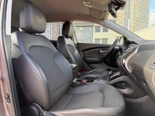 Hyundai ix35 I с пробегом 2011 года, цена 995 000 рублей, 220000 км, внедорожник, Автокод Объявления