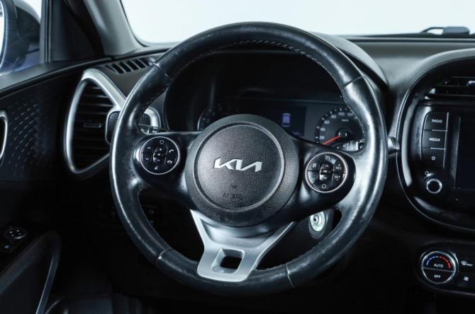 Kia Soul III с пробегом 2022 года, цена 2 599 000 рублей, 7985 км, хэтчбек, Автокод Объявления