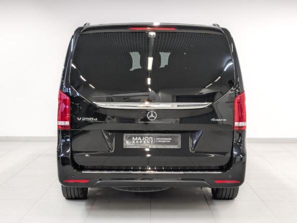 Mercedes-Benz V-Класс III (W447) Рестайлинг с пробегом 2019 года, цена 6 350 000 рублей, 63987 км, минивэн, Автокод Объявления