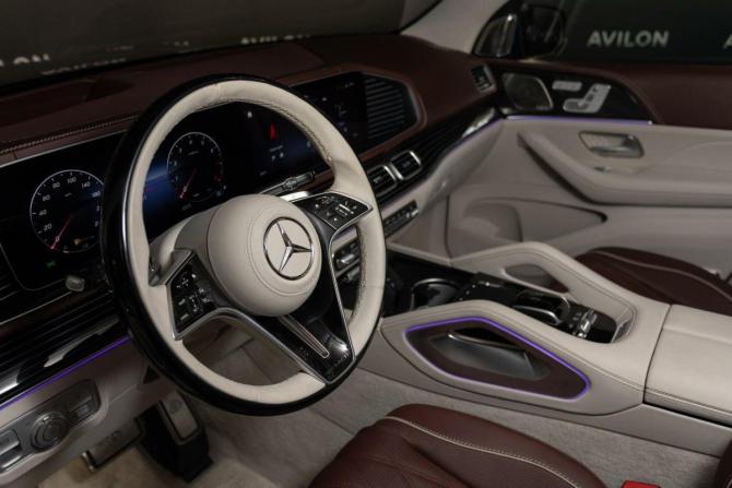 Новый Mercedes-Benz Maybach GLS I Рестайлинг 2025 года, цена 29 490 000 рублей, внедорожник, Автокод Объявления