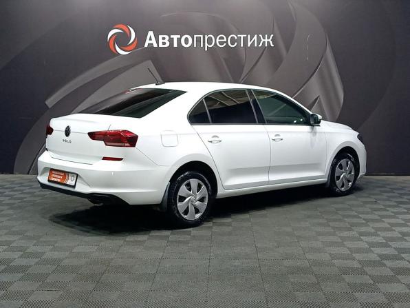 Volkswagen Polo VI с пробегом 2022 года, цена 1 520 000 рублей, 68244 км, лифтбек, Автокод Объявления