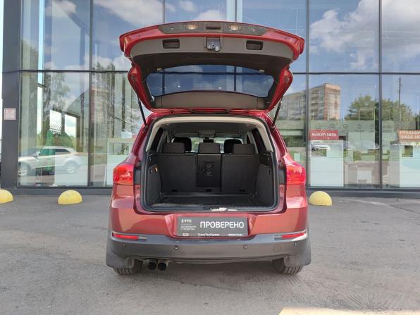 Volkswagen Tiguan I Рестайлинг с пробегом 2012 года, цена 877 000 рублей, 273186 км, внедорожник, Автокод Объявления