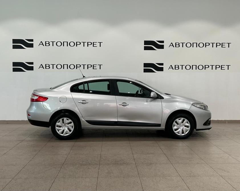 Renault Fluence I Рестайлинг Санкт-Петербург  - изображение 8