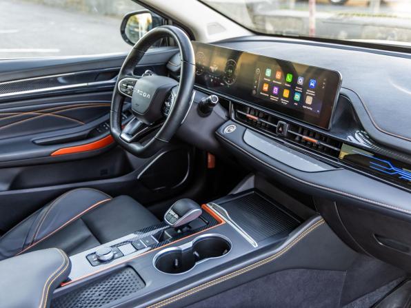 Omoda S5 GT с пробегом 2023 года, цена 1 728 000 рублей, 36669 км, седан, Автокод Объявления