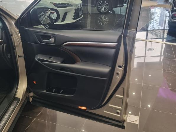 Toyota Highlander III (XU50) с пробегом 2015 года, цена 3 990 000 рублей, 58902 км, внедорожник, Автокод Объявления
