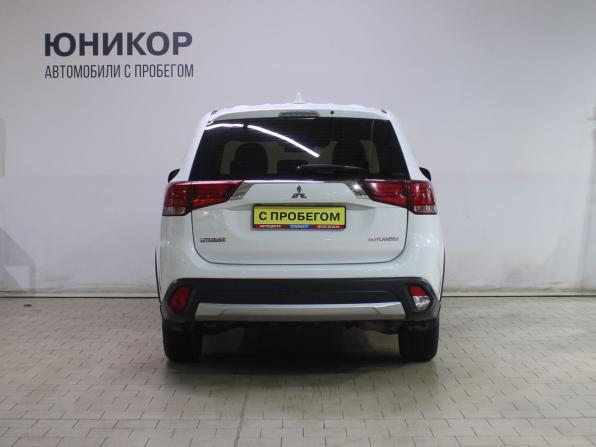 Mitsubishi Outlander III Рестайлинг 3 с пробегом 2018 года, цена 2 069 000 рублей, 98269 км, внедорожник, Автокод Объявления