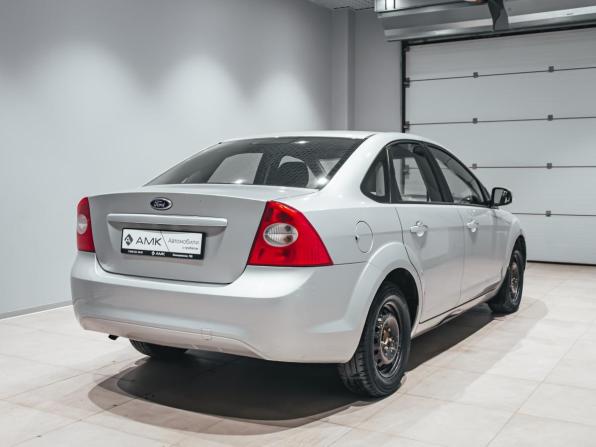 Ford Focus II Рестайлинг с пробегом 2011 года, цена 495 000 рублей, 296923 км, седан, Автокод Объявления