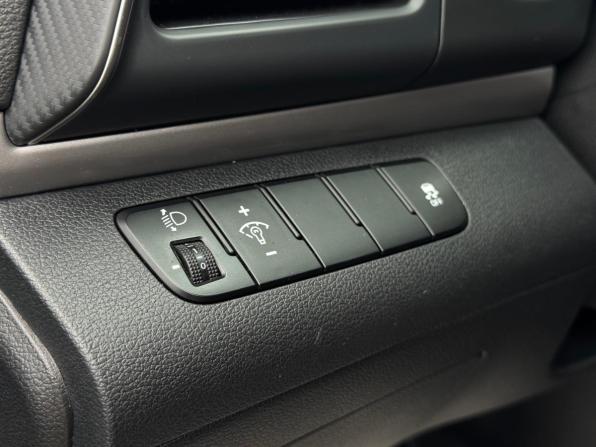 Hyundai Elantra VI (AD) Рестайлинг с пробегом 2019 года, цена 1 720 000 рублей, 95000 км, седан, Автокод Объявления
