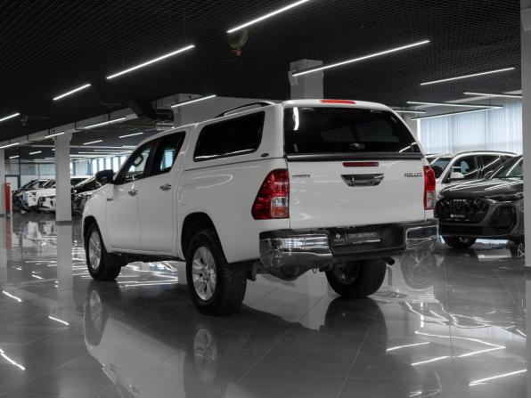 Toyota Hilux VIII с пробегом 2017 года, цена 3 200 000 рублей, 115284 км, пикап, Автокод Объявления