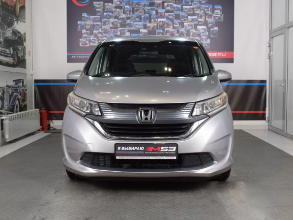 Honda Freed II с пробегом 2017 года, цена 1 495 995 рублей, 119114 км, компактвэн, Автокод Объявления