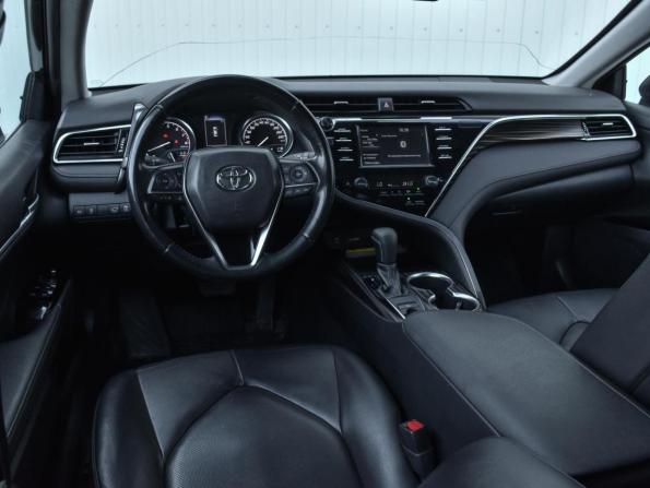 Toyota Camry VIII (XV70) с пробегом 2019 года, цена 2 690 000 рублей, 141382 км, седан, Автокод Объявления
