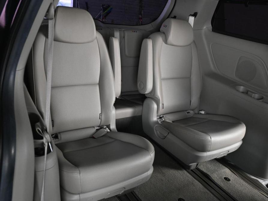 Kia Carnival III Ростов-на-Дону  - изображение 9
