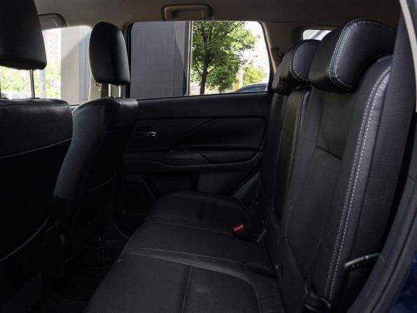Mitsubishi Outlander III с пробегом 2014 года, цена 2 150 000 рублей, 53776 км, внедорожник, Автокод Объявления
