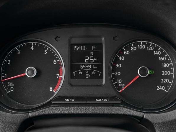 Volkswagen Polo V Рестайлинг с пробегом 2017 года, цена 1 225 000 рублей, 64491 км, седан, Автокод Объявления