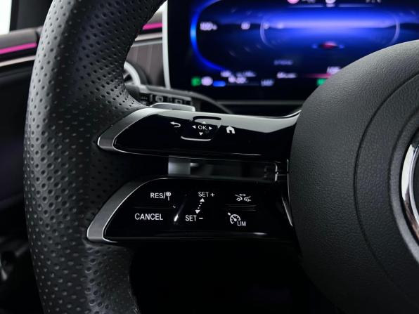 Mercedes-Benz EQE SUV с пробегом 2024 года, цена 8 600 000 рублей, 16201 км, внедорожник, Автокод Объявления