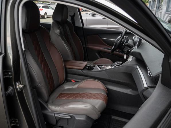 Peugeot 5008 II с пробегом 2019 года, цена 1 680 000 рублей, 107635 км, внедорожник, Автокод Объявления