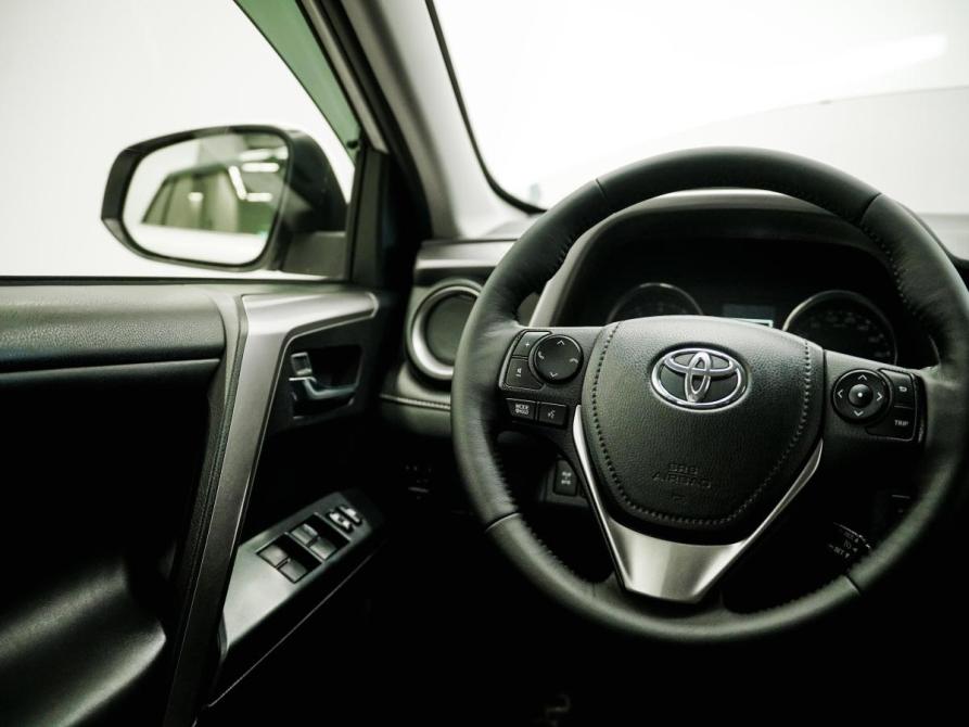 Toyota RAV4 IV (XA40) Рестайлинг Красноярск  - изображение 13