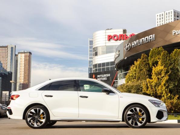 Audi A3 IV (8Y) с пробегом 2022 года, цена 2 798 000 рублей, 57875 км, седан, Автокод Объявления