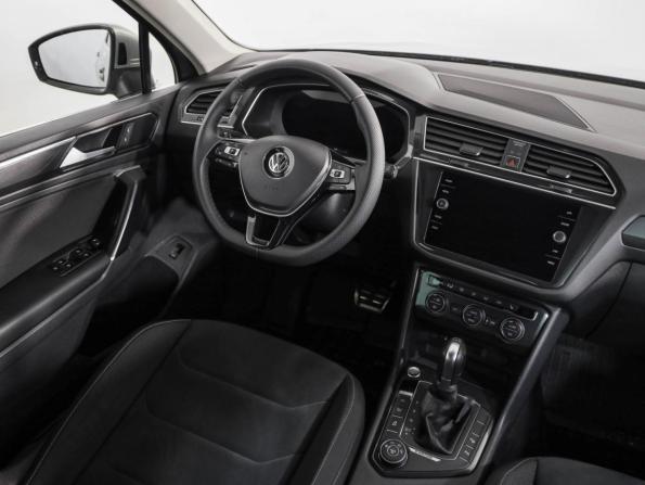 Volkswagen Tiguan II с пробегом 2017 года, цена 2 299 000 рублей, 164630 км, внедорожник, Автокод Объявления